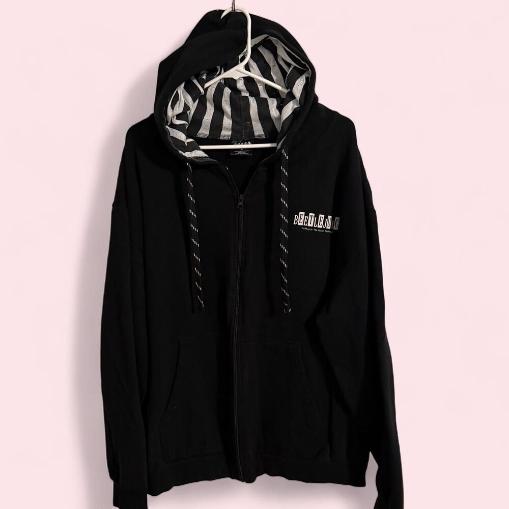 Warner Bros hoodie unisex 2XL black Beetlejuice the musical broadway halloween